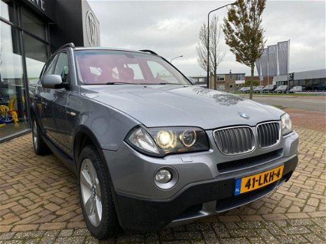 BMW X3 - 3.0si Executive Leder, Xenon, Panodak, Navi, Stoelverw, PDC, Climate-C, 100% historie. Top - 1