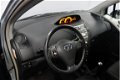 Toyota Yaris - 1.3 16v VVT-i 99pk 5D - 1 - Thumbnail