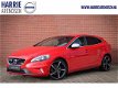 Volvo V40 - T4 Aut. R-Design, Intro, Driver Support & Winter Line - 1 - Thumbnail