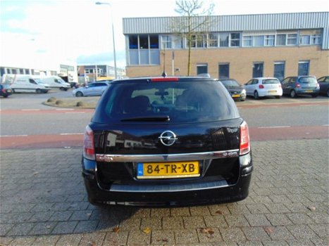 Opel Astra - 1.9 CDTI 88KW ST.WGN AUT EXECUTIVE - 1