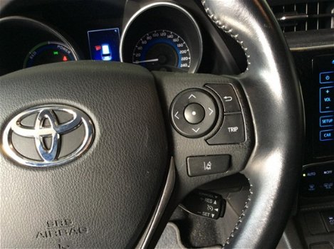 Toyota Auris - 1.8 Hybrid 136pk CVT Dynamic + Navi - 1