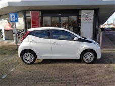 Toyota Aygo - 1.0 VVT-i 72pk 5D x-play