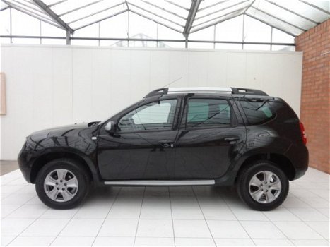 Dacia Duster - TCe 120 laureate | Airco | LM Velgen | Parkeerhulp - 1