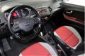 Kia Picanto - 1.2 CVVT 86pk SportsLine 5-Persoons | Cruise & Climate Control | Keyless Entry | ½ Led - 1 - Thumbnail