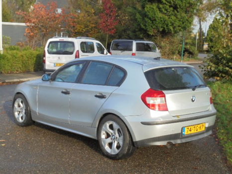 BMW 1-serie - 118d Business Line * Navi * Airco * 5Drs * Nw-APk * SALE - 1