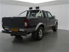 Nissan Pick-up - 2.5 4WD KING CAB. + CLIMATE CONTROL / TREKHAAK