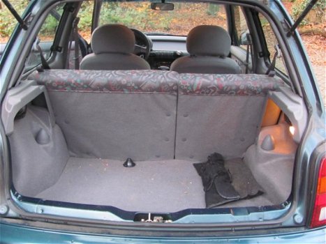 Nissan Micra - 1.0 L automaat - 1