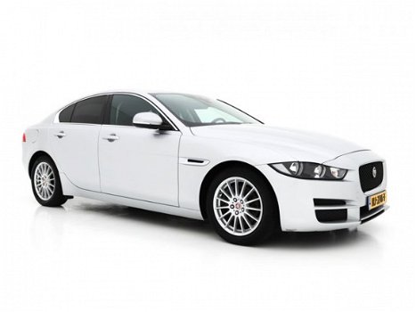 Jaguar XE - 2.0 D Prestige AUT. *NAVI+PDC+ECC+CRUISE - 1