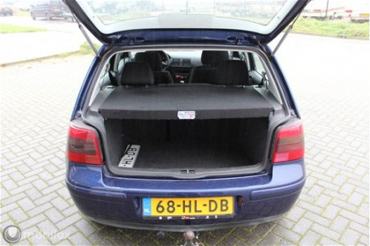 Volkswagen Golf - 1.6-16V Highline cruise, clima, trekhaak - 1