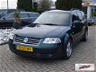 Volkswagen Passat Variant - 2.3 V5 Comfortline 2001 Youngtimer - 1 - Thumbnail