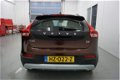 Volvo V40 Cross Country - 2.0 D2 Momentum | Navigatie | Xenon | Climate control | - 1 - Thumbnail