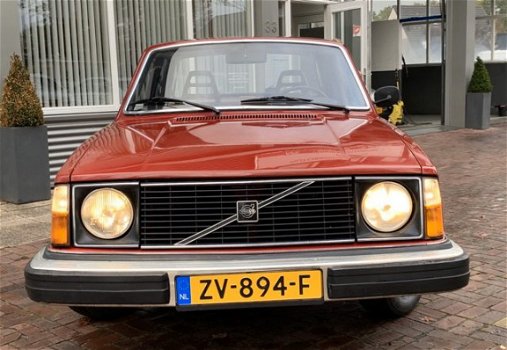 Volvo 244 - 2.1 GL Automaat 1978, Benzine, Sedan, Rood Apk 09-2021 belastingvrij - 1