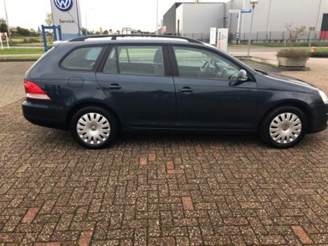 Volkswagen Golf Variant - 1.6 Trendline - 1