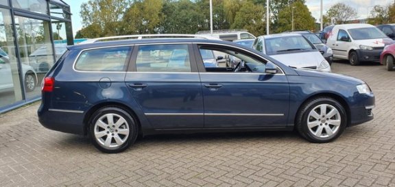 Volkswagen Passat Variant - 2.0 TFSI Sportline Business /PDC/AIRCO/TREKHAAK/NAP - 1