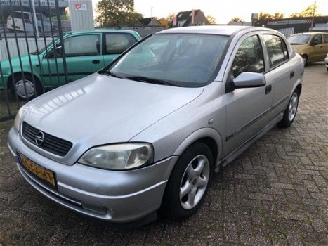 Opel Astra - 1.6-16V Club /5deurs - 1