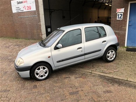 Renault Clio - 1.4-16V RT - 1