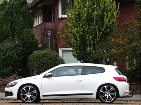 Volkswagen Scirocco - 1.4 TSI 160PK+ / Highline Plus / DYNAUDIO - 1