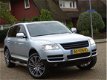 Volkswagen Touareg - 4.2 V8 318PK 4-motion / leder + trekhaak - 1 - Thumbnail