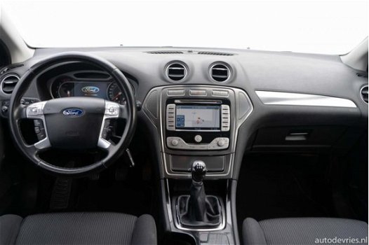 Ford Mondeo Wagon - 2.0 16v 146pk Limited ECC/Navigatie/Trekhaak - 1