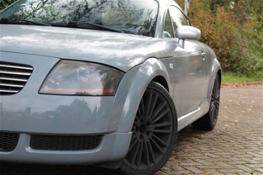 Audi TT - 1.8 5V Turbo 210pk NARDO GREY R32 - Dynamo defect - 1