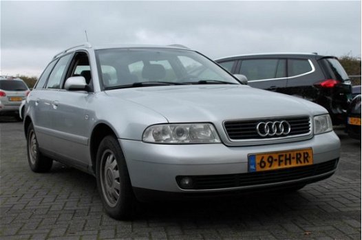 Audi A4 Avant - 1.6 Advance Clima Trekhaak Cruise Apk - 1