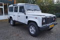 Land Rover Defender - 2.5 Td5 110 Station Wagon Youngtimer - 1 - Thumbnail