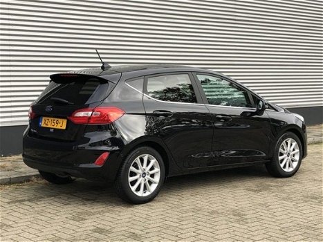 Ford Fiesta - 1.0 EcoBoost 100pk Titanium | Navigatie met bluetooth | Achteruitrijcamera | Parkeerse - 1