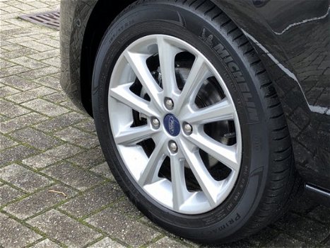 Ford Fiesta - 1.0 EcoBoost 100pk Titanium | Navigatie met bluetooth | Achteruitrijcamera | Parkeerse - 1