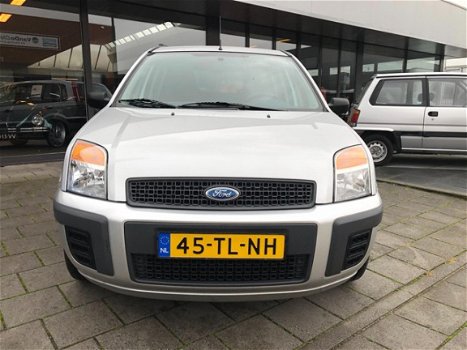 Ford Fusion - 1.4-16V Champion 94.000 km Airco / APK 11-2020 - 1