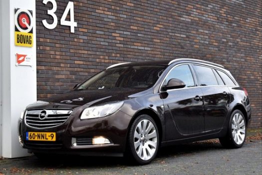 Opel Insignia Sports Tourer - 2.0 CDTI 160PK 4X4 LEDER SPORTSTOELNE NAVIGATIE 18