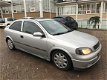 Opel Astra - 1.6-16V Sport - 1 - Thumbnail