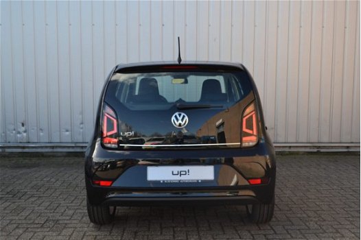 Volkswagen Up! - 1.0/60pk high up · Multifunctioneel leder stuurwiel · Parkeersensoren achter · Airc - 1