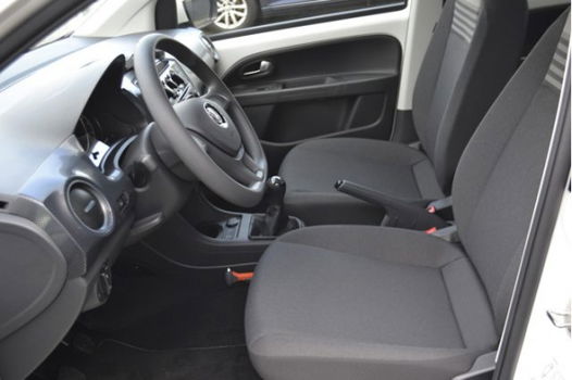 Volkswagen Up! - 1.0/60pk move up · Smartphone integratie · Airconditioning · Regensensor - 1