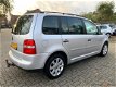 Volkswagen Touran - 1.6 7persoons*Goed onderhouden*ECC*CRUIS - 1 - Thumbnail