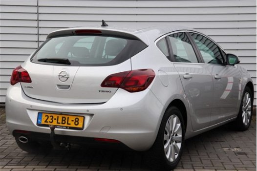 Opel Astra - 180pk Turbo Cosmo (NAV./Climate/17
