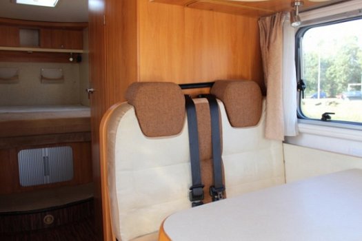 Hymer B 698 CL met Queensbed - 7