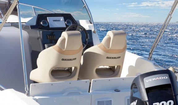 Quicksilver 675 Sundeck - 3