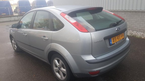 Ford Focus - 1.6-16V First Edition - 1