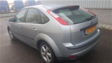 Ford Focus - 1.6-16V First Edition