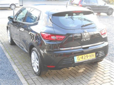 Renault Clio - 1.2 16V Limited NAVI AIRCO LEASE V.A. 125.- P/M - 1