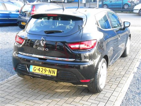 Renault Clio - 1.2 16V Limited NAVI AIRCO LEASE V.A. 125.- P/M - 1