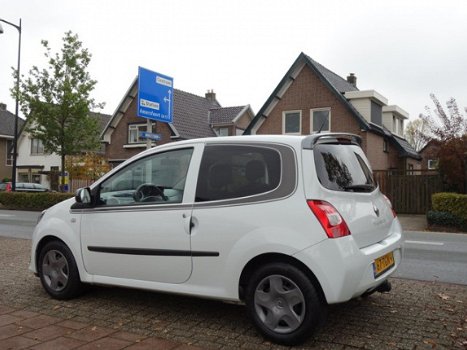 Renault Twingo - 1.2-16V Collection 112.000 km DEALER ONDERHOUDEN - 1