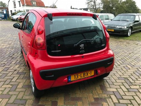 Peugeot 107 - 1.0-12V XS - 1