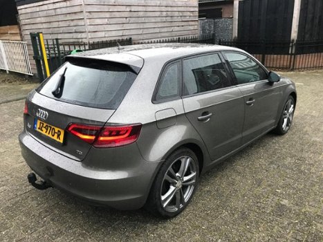 Audi A3 Sportback - 1.6 TDI Attraction - 1