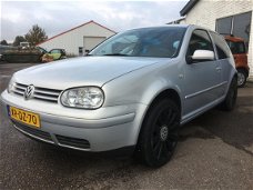 Volkswagen Golf - 1.4-16V Trendline