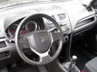 Suzuki Swift - 1.2 Bandit / airco / electrische ramen / 17 inch / parkeersensoren / radio-usb / spoi - 1 - Thumbnail