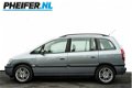 Opel Zafira - 1.6-16V 100pk Comfort 7 persoons/ Sportstoelen/ Trekhaak/ Elek. pakket/ Lmv/ CV op afs - 1 - Thumbnail