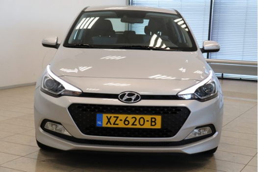 Hyundai i20 - 1.4i i-Vision - 1