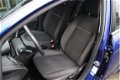 Ford Fiesta - 1.6 TDCi Style 50 procent deal 3.475, - ACTIE Navi / Bluetooth / Spraakb / Airco - 1 - Thumbnail