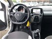 Toyota Aygo - 1.0VTT-i X-Play 5-deurs Navi Camera Led Airco - 1 - Thumbnail